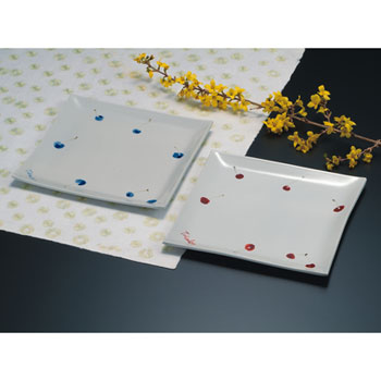 9���y�A���M ��������