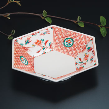 9���� �Ԍ��{