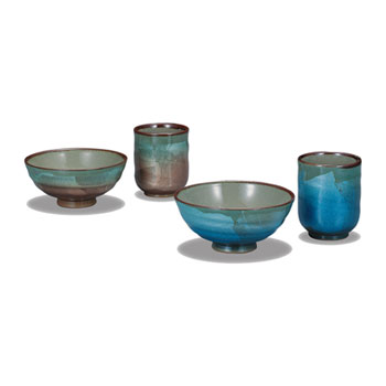 �r�� ���