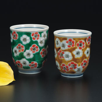 �g���� �g���~