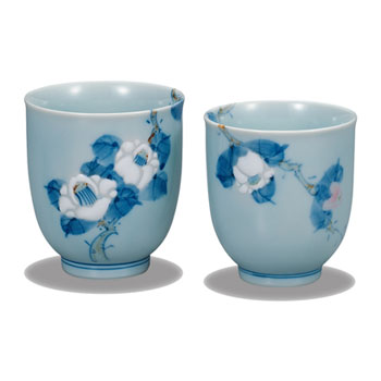 �g���� �g����