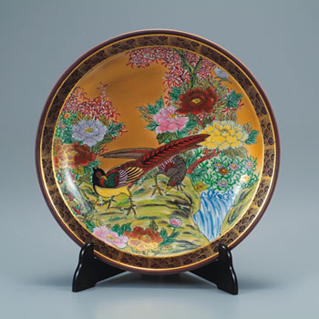 12�����M �{�����{