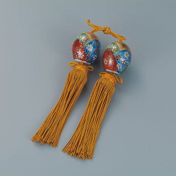 ���� �g��R