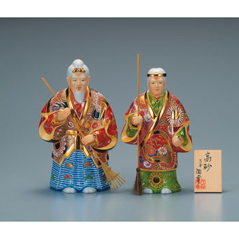 7������ ��