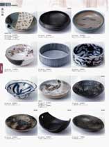 Bowls used to fill up and arrange food in / Morikomibachi