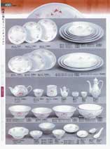 Pattern and color matching sets of table ware