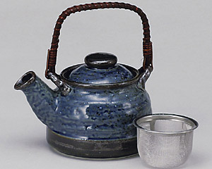 �y�ڃA�C�F�y�r�i�A�~�t�j