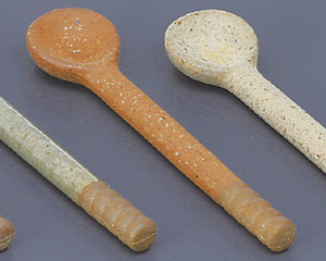 �y���X�v�[���i�u���E���j