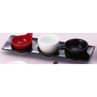 Petit Food Plates 09404