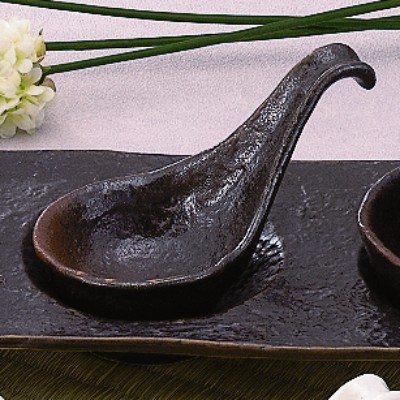 Petit Food Plates 09406