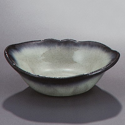 Petit Food Plates 09908