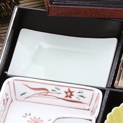 Varieties of Plates for Set Boxes 10808