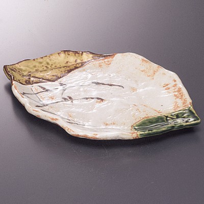 �O�ʈ��؂̗t�^�M