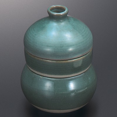 Noodle Sauce Bottles and Cups 28615