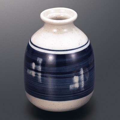 Noodle Sauce Bottles and Cups 28717