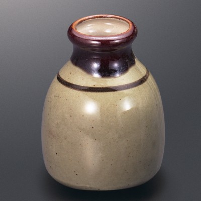 Noodle Sauce Bottles and Cups 28724