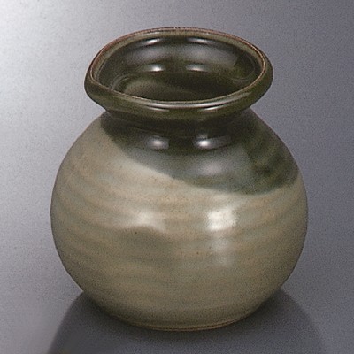 Noodle Sauce Bottles and Cups 28734
