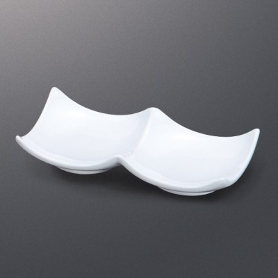 Noodle Sauce Bottles and Cups 29423