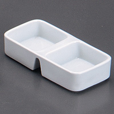 Noodle Sauce Bottles and Cups 29633