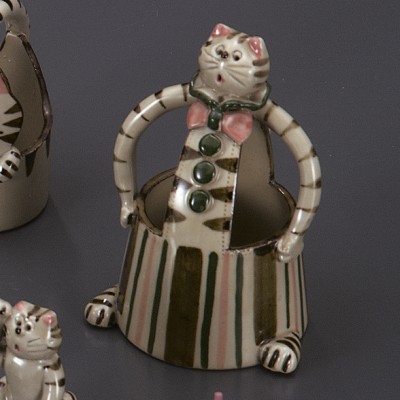 �A���˂����ړI�X�^���h�i�{�j