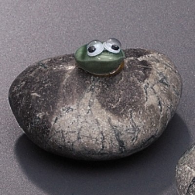 �΃J�G���~�j�O���[��