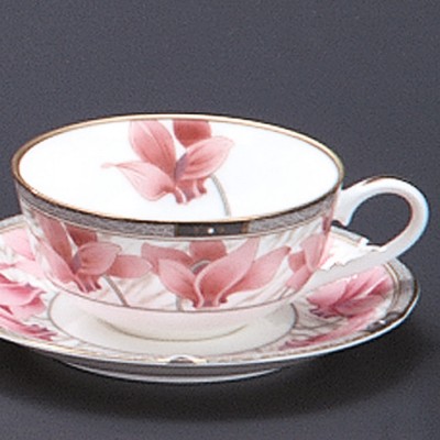 Tea and Coffee cups 56824