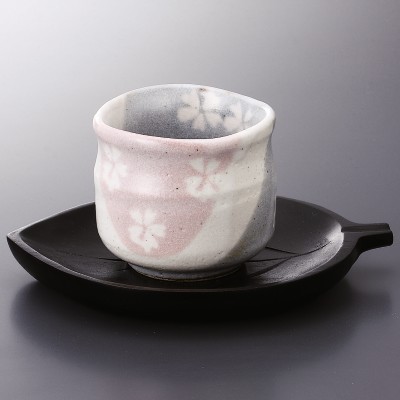 Tea and Coffee cups 57125