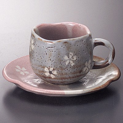 Tea and Coffee cups 57602