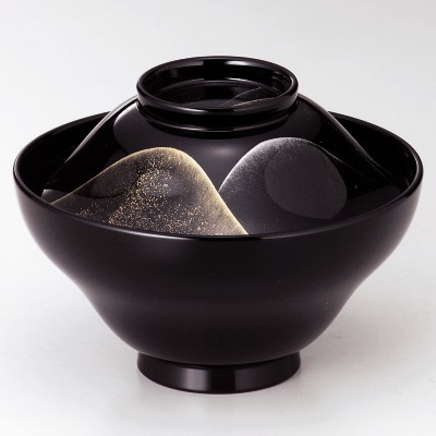 Lacquer ware 64025
