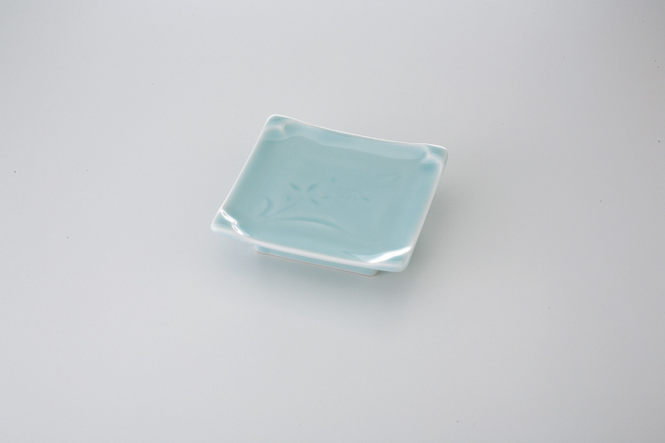 �����p����M