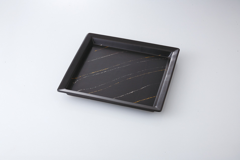 ���}�b�g��͎l���M