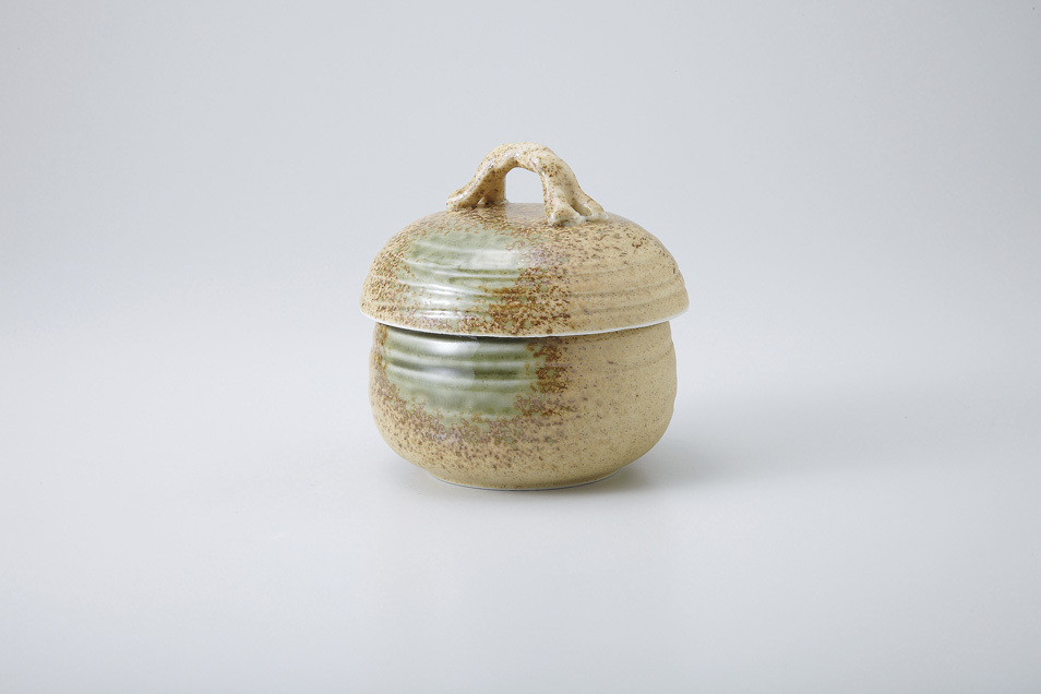 �D�����ނ��q