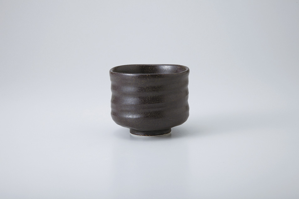 ���C���{�W�Ȃ��ނ��q