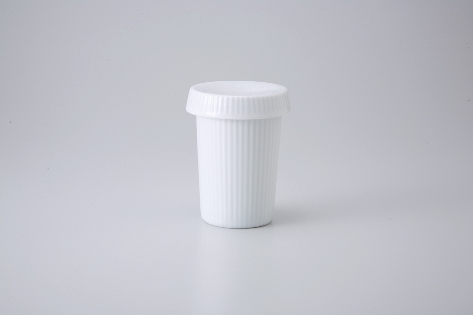 �����q����