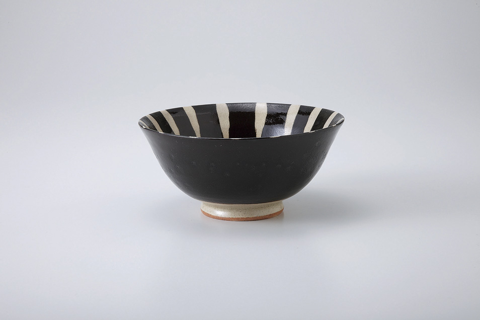 ���\���јq