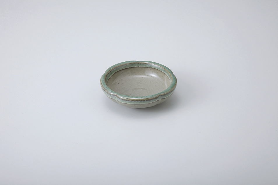 �~�^���D���Q�D�T�M