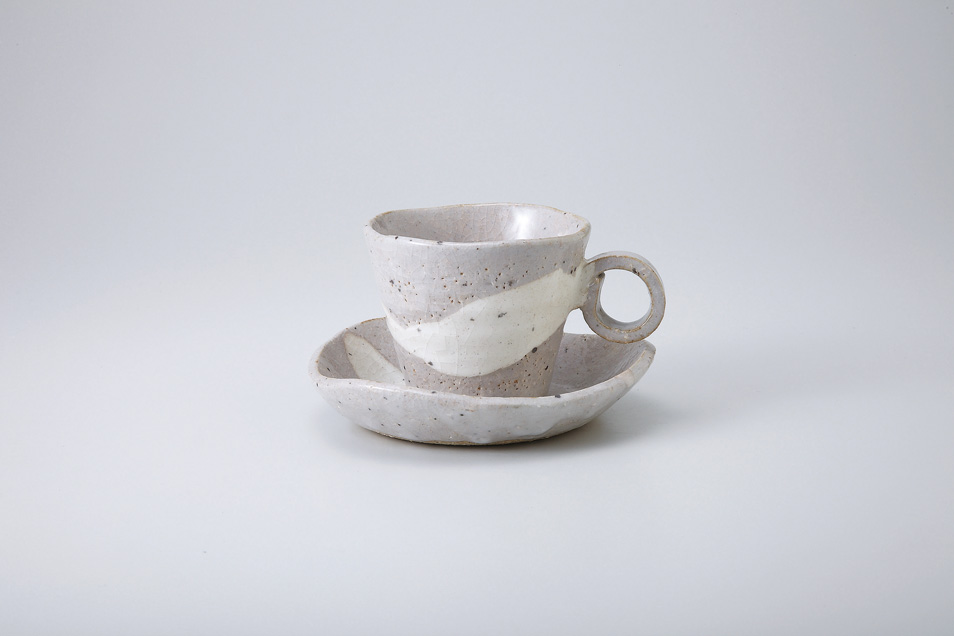 ���Z���_�����q�M