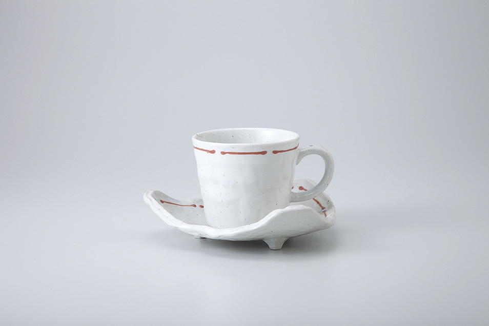 �u���X���C���i�ԁj�R�[�q�[�b�^�r