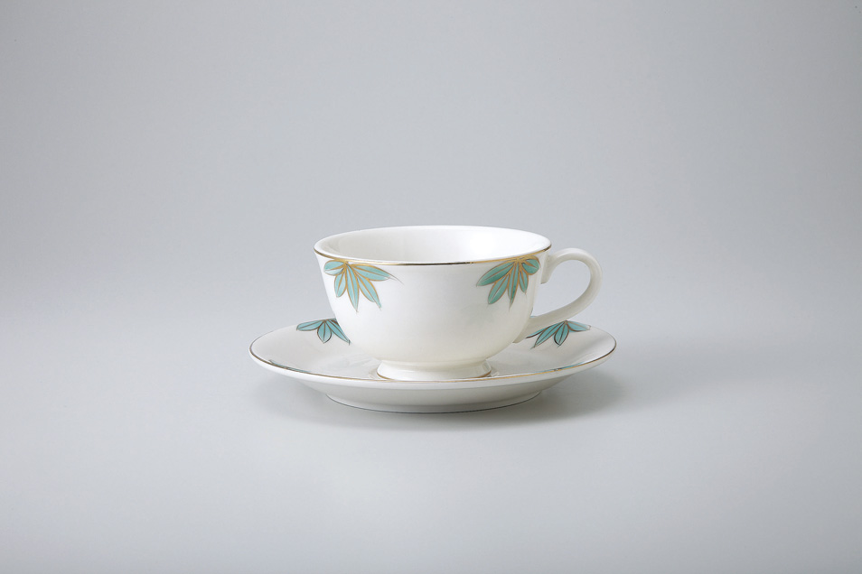 �O���[�����[�t�g���b�^�r