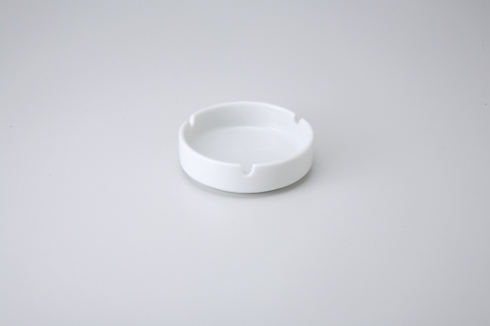 ���ؗ��O�c�؊D�M