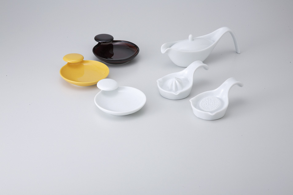 ���������i��