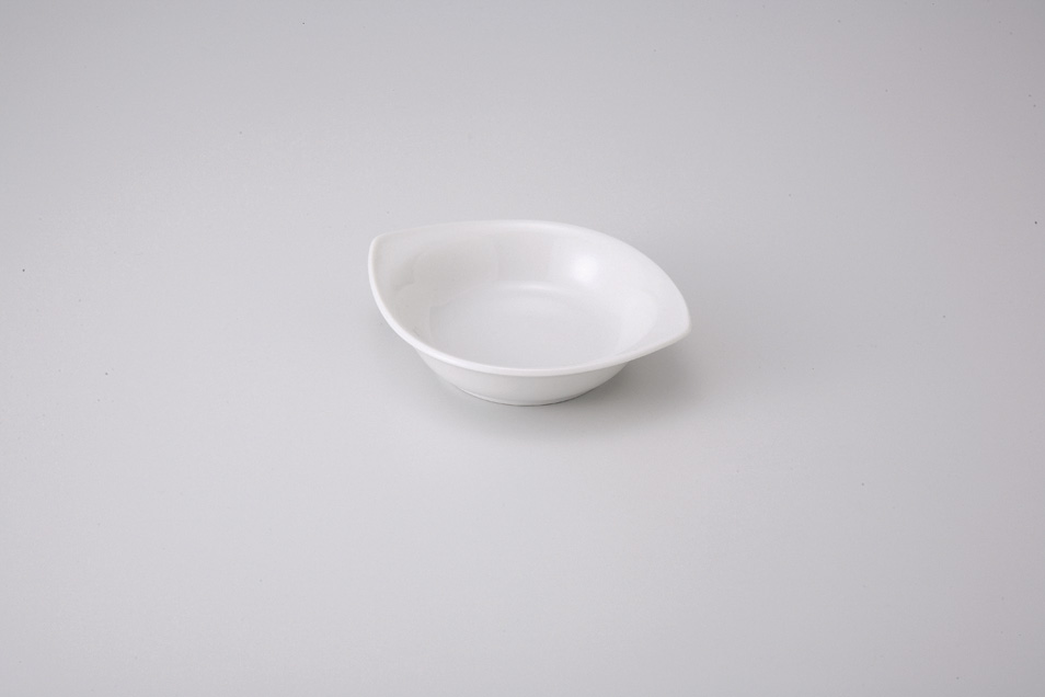 ���A�}���h�i���j