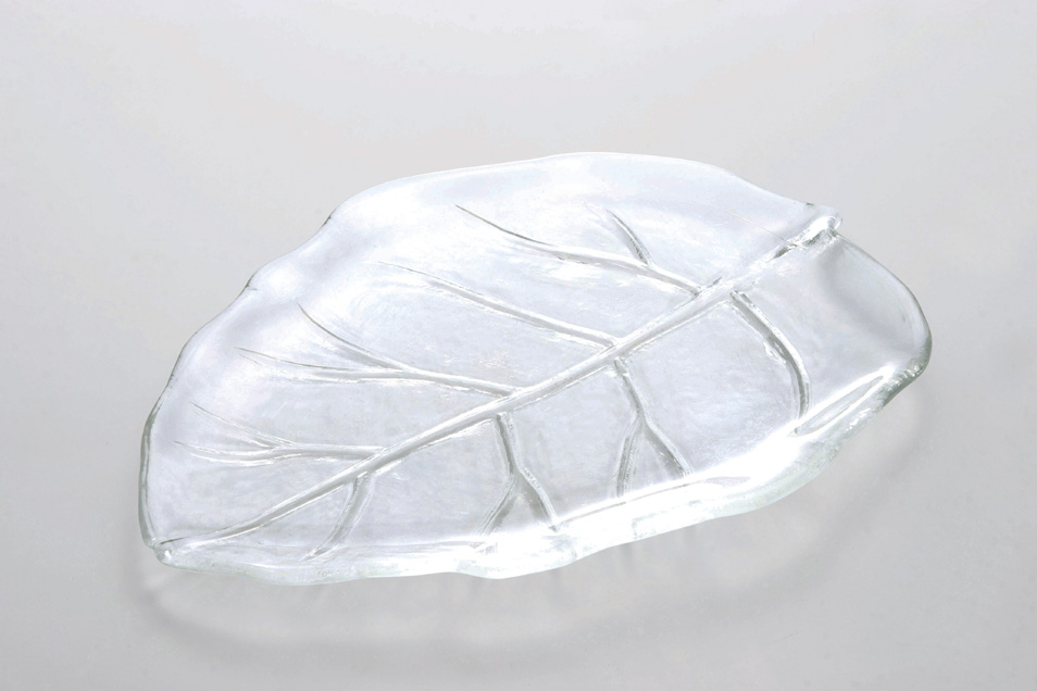 �K���X�t����M�N���A�[