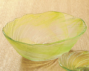 �K���X�r�g�O���[����������