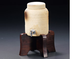 ���M�y�P�O���Ē��T�[�o�[��t