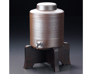 �ɉꐅ���R�O���Ē��T�[�o�[��t