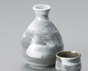 �D�֔����іړ���