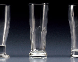 �Q�R�Q�R�O�W�n�C�{�[���L���̃O���X